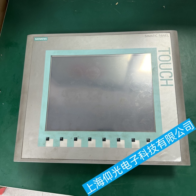 西門(mén)子SMART700 IEV3觸摸屏“點(diǎn)擊失靈”如何快速維修解決